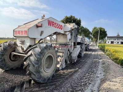 水泥路面再生機