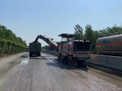 山貓清掃車